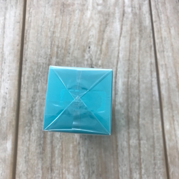 Neocutis  - Neo- Cleanse - Picture 2 of 3